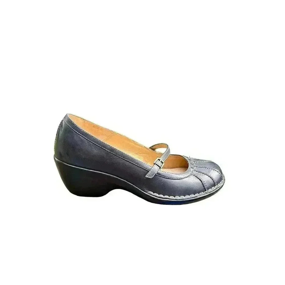 Softspot Womens Size 7.5 M Heels Ankle Strap Slip Resistant Black Slip On NWOB